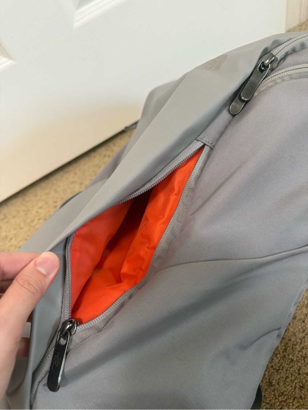 The North Face Grey Everyday Backpack - Flexvent - Picture 5 of 11